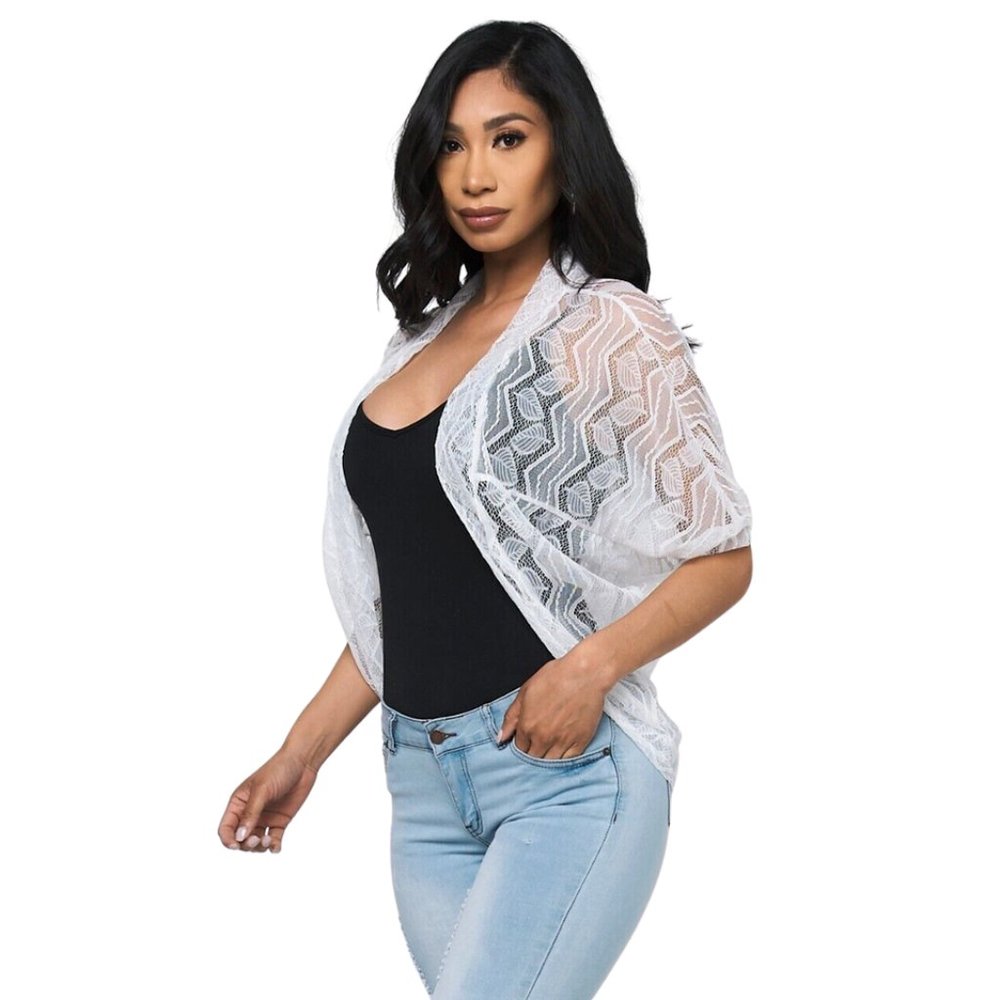 NWT White Bolero Shrug Cardigan Lace Leaf Print Half Sleeve  One Size fits S-L - Picture 3 of 4